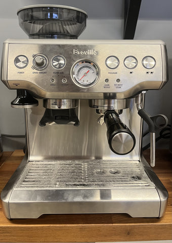 Breville The Barista Express™ BES870 machine café espresso (2 jours d'utilisation)